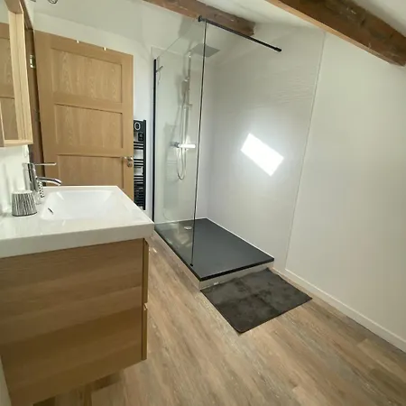 Spacious With Hot Tub Appartement